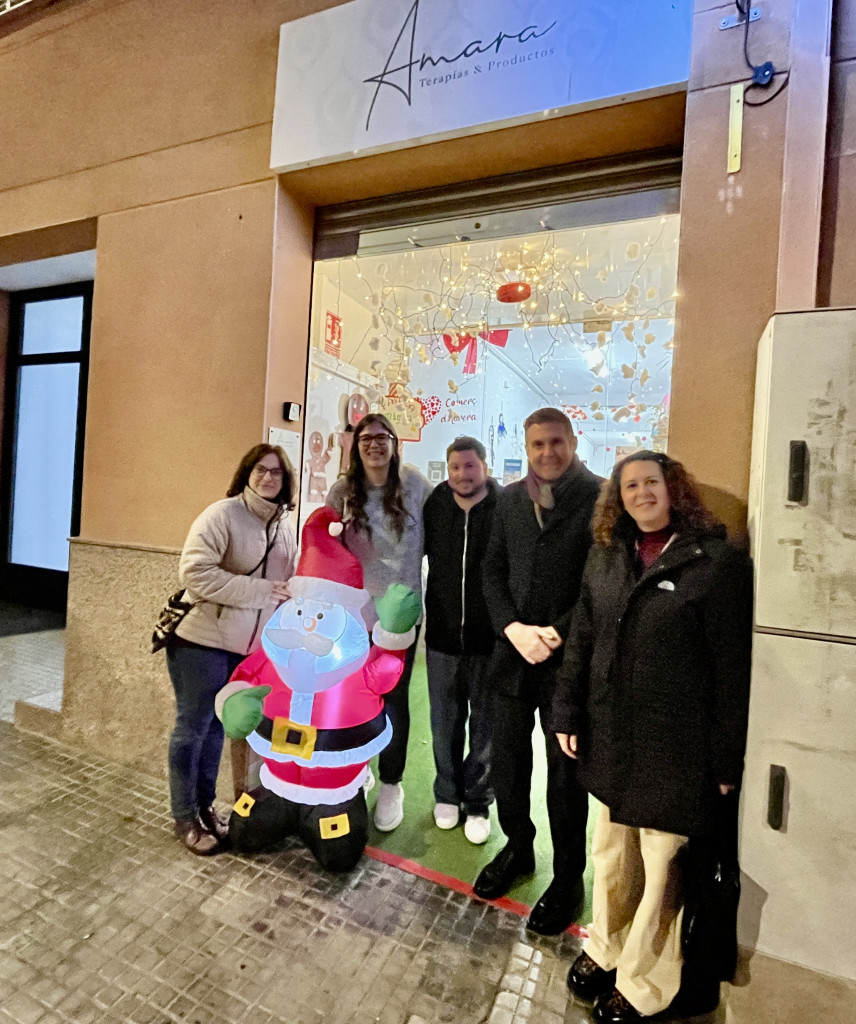 Visitem els establiments participants en el 15è Concurs d’aparadors Nadalencs d’Abrera!