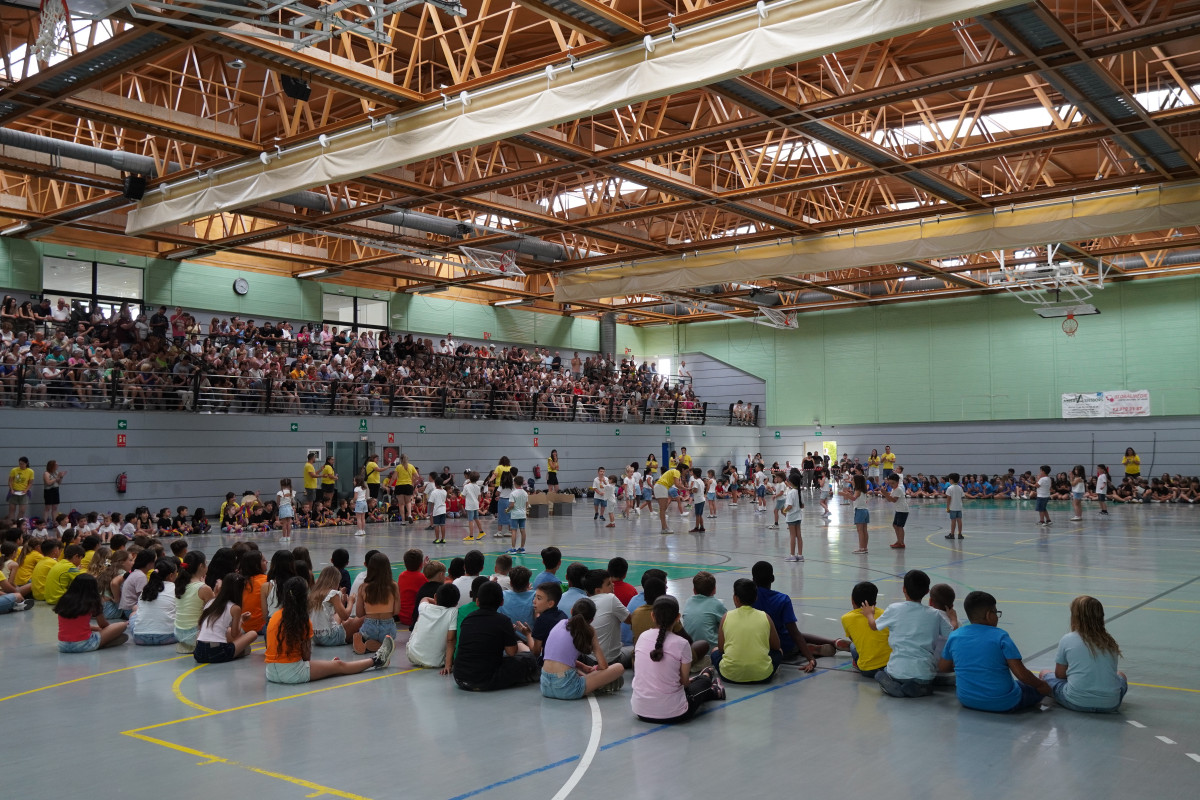 Festival de Danses - Escola Ernest Lluch