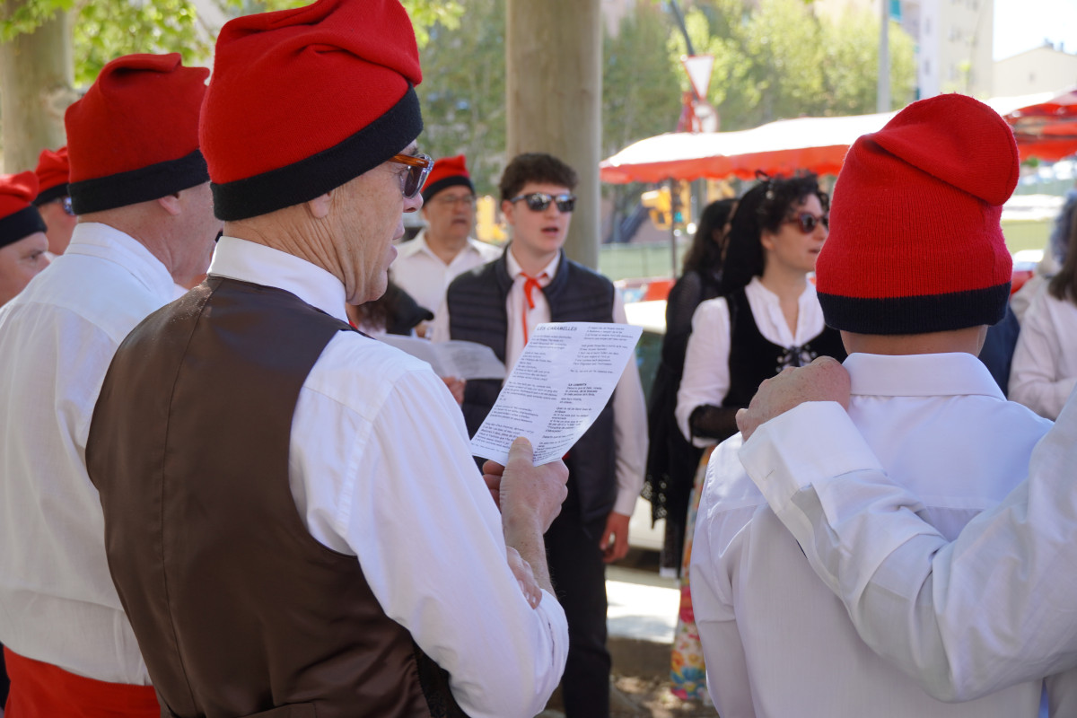 La cantada de Caramelles d’Abrera omple, un any més, els nostres carrers de música i companyonia. Moltes gràcies a tothom!