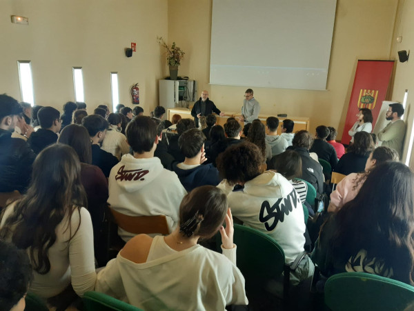 Promovem la memòria democràtica a Abrera amb un conveni de col·laboració amb l’Amical de Mauthausen i la projecció d'un documental i col·loqui per a l'alumnat de batxillerat de l'Institut Voltrera