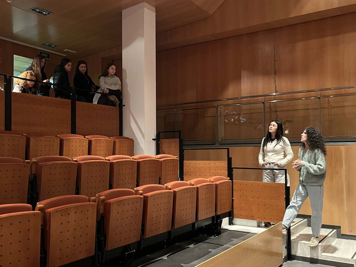 Continuem impulsant l'activitat 'Descoberta del Casal de Joves d'Abrera' del curs 2025-2026, adreçada a l'alumnat de 1r d'ESO de l'Institut Voltrera