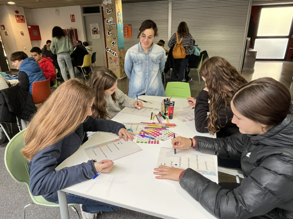 Continuem impulsant l'activitat 'Descoberta del Casal de Joves d'Abrera' del curs 2025-2026, adreçada a l'alumnat de 1r d'ESO de l'Institut Voltrera