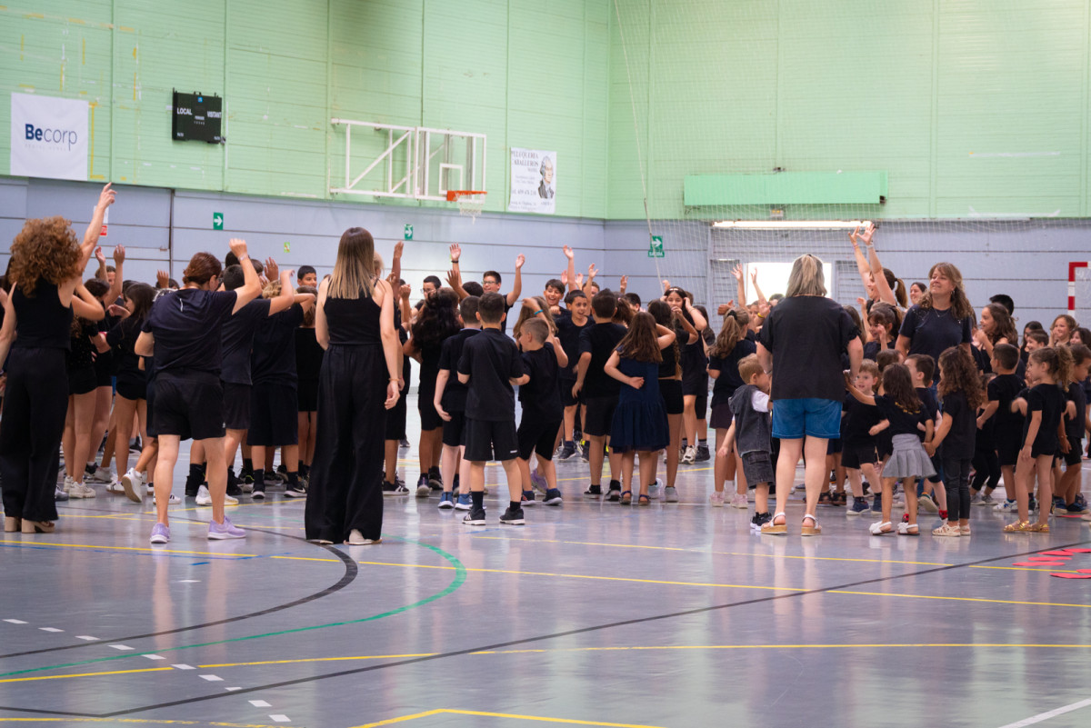 Festival de Danses - Escola Josefina Ibàñez