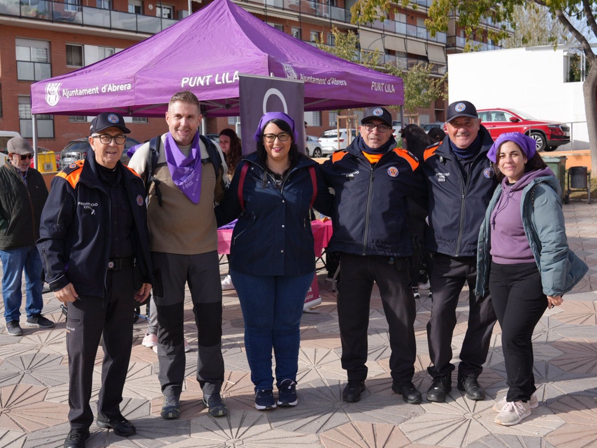 Abrera Municipi 100% Feminista! Omplim els nostres carrers de color lila en la VIII Marxa contra les violències masclistes, amb èxit de participació i prop de 250 persones inscrites!