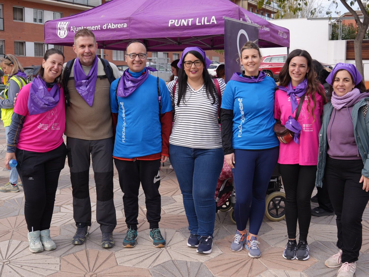 Abrera Municipi 100% Feminista! Omplim els nostres carrers de color lila en la VIII Marxa contra les violències masclistes, amb èxit de participació i prop de 250 persones inscrites!