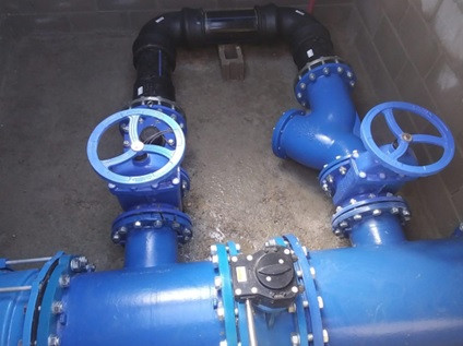 Millorem la xarxa d’aigua potable del nostre municipi amb la instal·lació de comptadors als dipòsits d’aigua i la implantació d’un sistema de telecontrol