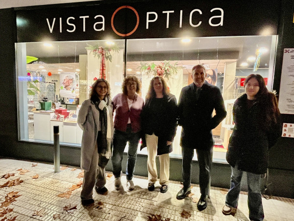 Visitem els establiments participants en el 15è Concurs d’aparadors Nadalencs d’Abrera!