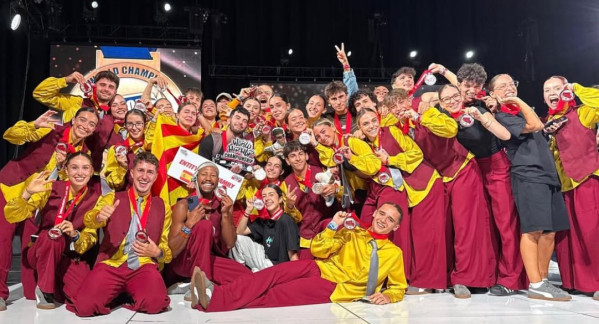L'abrerenca Verónica Folch, esdevé subcampiona del món de hip-hop amb el seu equip 'Entity Dance Family'
