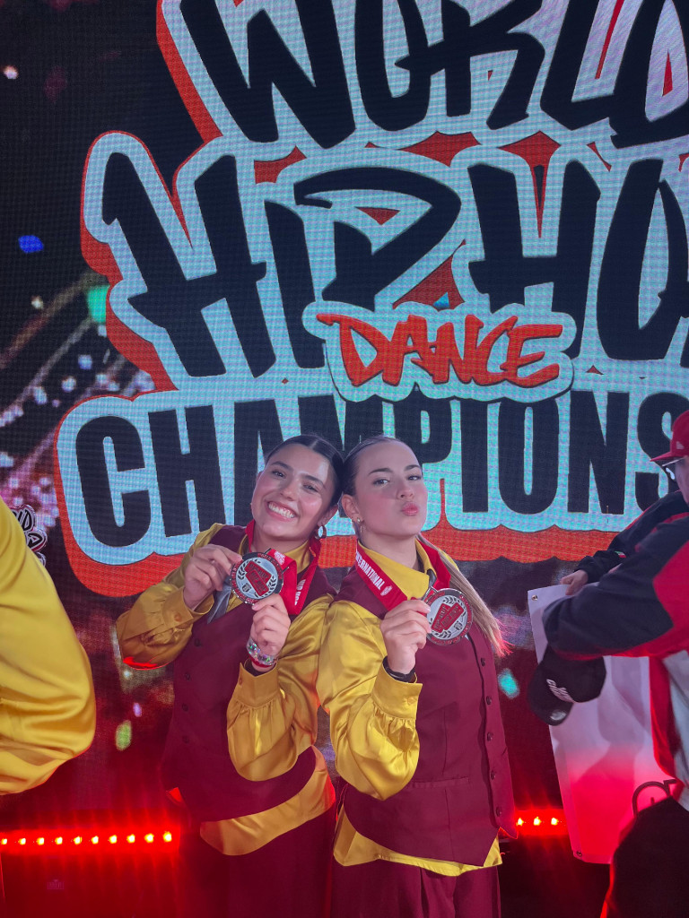 L'abrerenca Verónica Folch, esdevé subcampiona del món de hip-hop amb el seu equip 'Entity Dance Family'