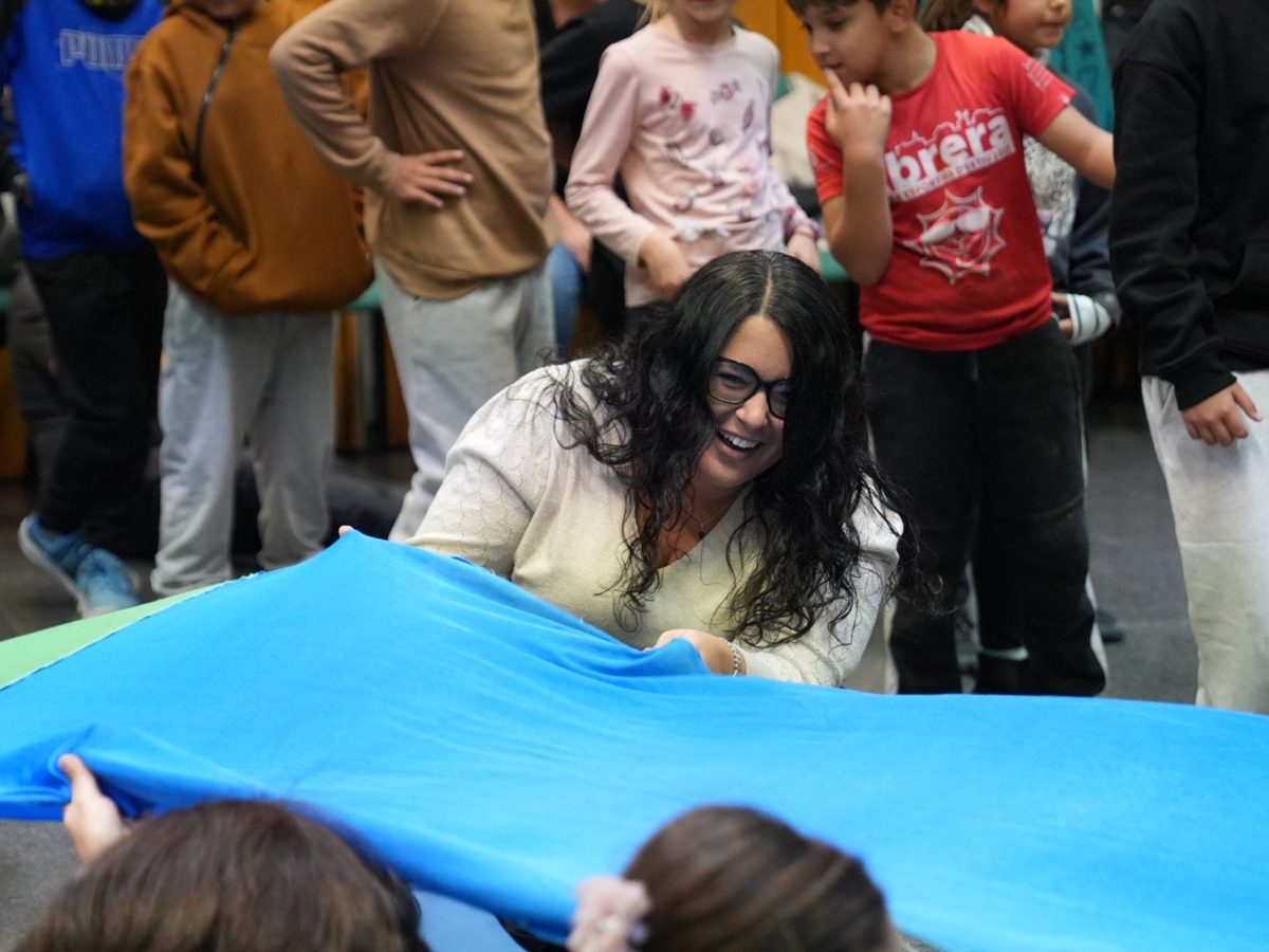 Abrera amb els nostres infants! Commemorem el Dia Internacional de la Infància amb un espectacle musical familiar!