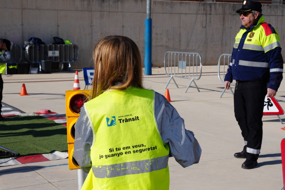 A Abrera apostem per la mobilitat segura a les escoles amb formació teòrica i pràctica de l'alumnat de cinquè de primària