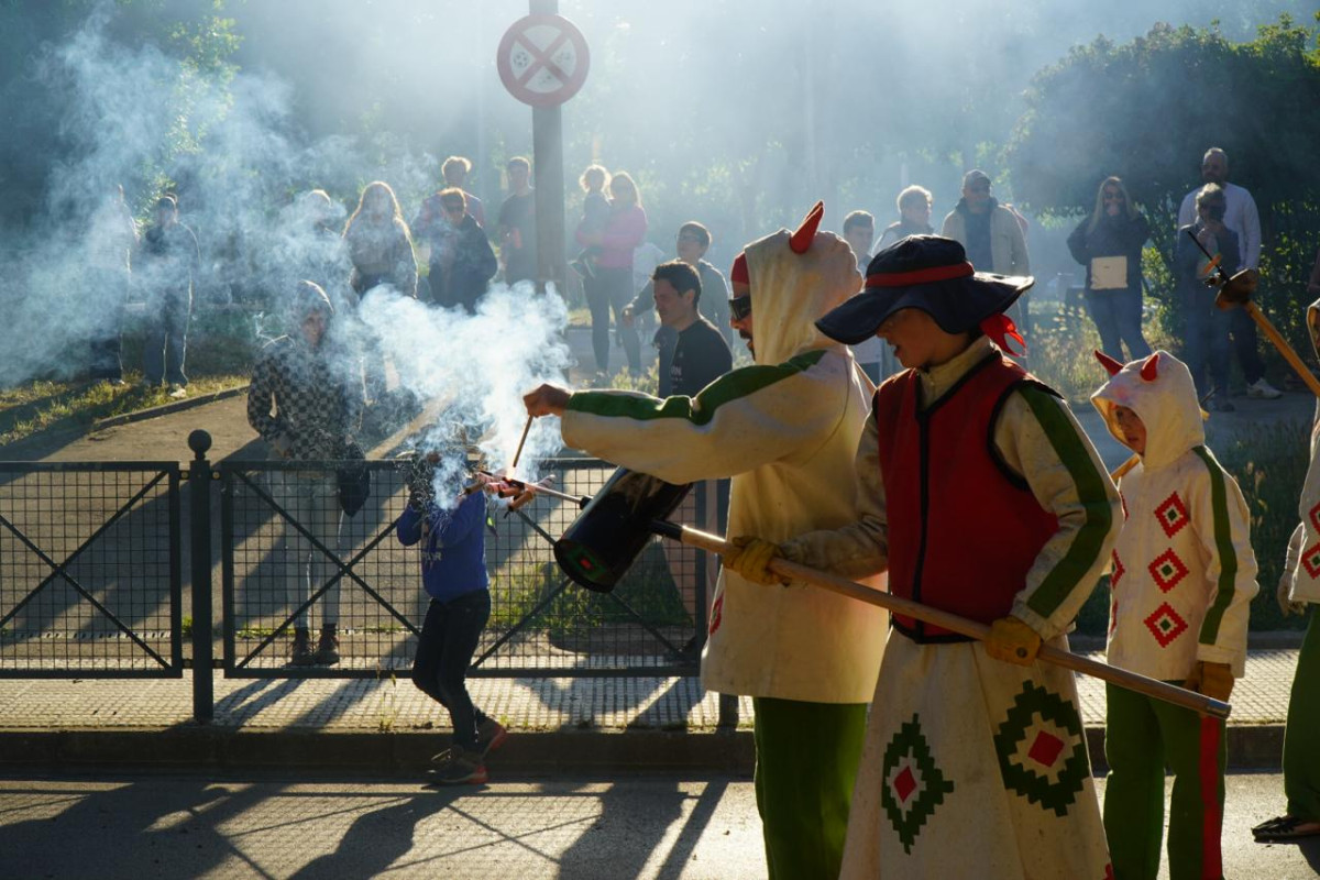 Celebrem els 45 anys de la Colla de Diables Bram de Foc d'Abrera amb una gran jornada festiva i dos correfocs!