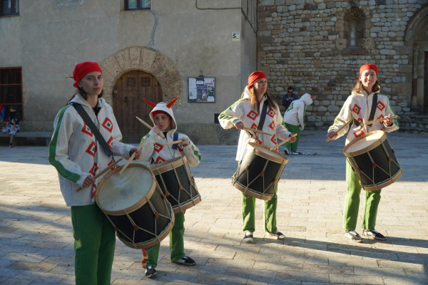 Celebrem els 45 anys de la Colla de Diables Bram de Foc d'Abrera amb una gran jornada festiva i dos correfocs!