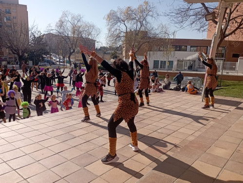 Viu el Carnaval a Abrera!Èxit de participació en la festa més esbojarrada de l'any!