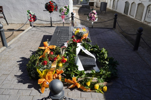 El Cementiri Vell d'Abrera acull un any més l'homenatge a les persones afusellades en aquest recinte l'any 1939