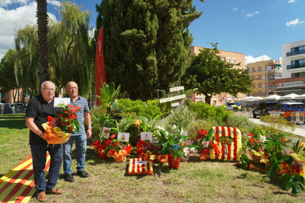 (1200x802 432,73 Kb)	El dijous 11 de setembre de 2025 hem commemorat, un any més, la Diada Nacional de Catalunya amb la tradicional ofrena floral i una cantada d'havaneres. Societat Esportiva de Pescadors d'Abrera