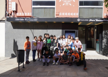 Les escoles abrerenques visiten l’exposició ‘La vida de l’aigua’ en el nou Espai Artístic Pere Torres d’Abrera