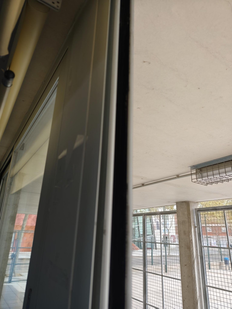 Continuem treballant en l'adequació de les instal·lacions dels centres educatius d'Abrera durant les vacances escolars i al llarg del curs - Escola Ernest Lluch