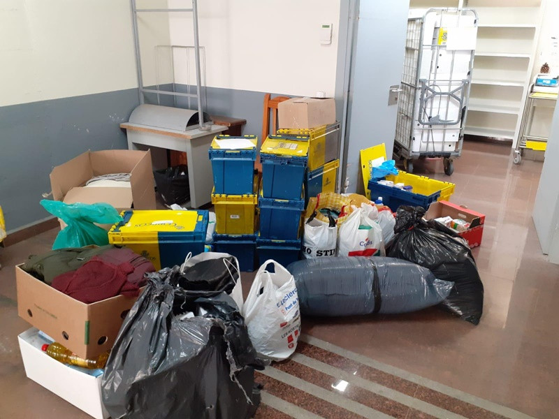 Donació de productes per La Palma. Escola Josefina Ibáñez