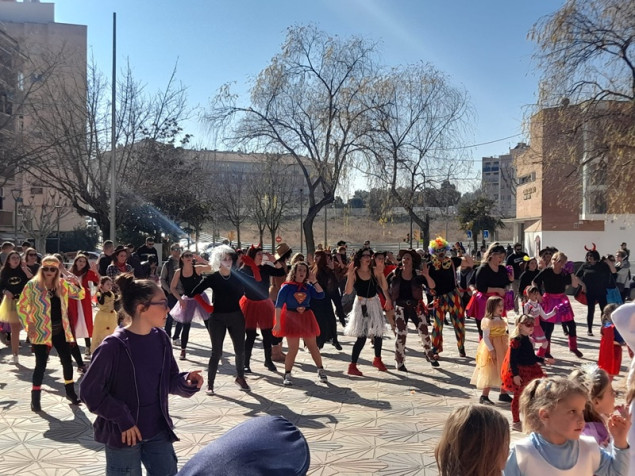 Viu el Carnaval a Abrera!Èxit de participació en la festa més esbojarrada de l'any!