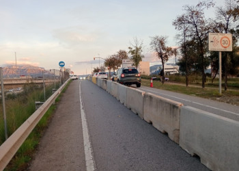 En marxa les obres d'instal·lació de pantalles acústiques al carrer de Manresa, per reduïr l'impacte acústic de l'autovia A2 al seu pas pel nostre municipi