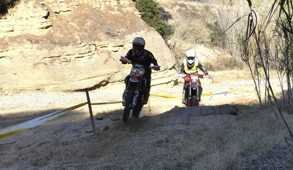 Abrera amb l'esport! Acollim el Cros Local d'Abrera i 4t Cros Comarcal Escolar, amb més de 140 nens i nenes