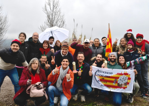 El barri de Santa Maria de Vilalba d'Abrera ha acollit el I Torneig Mölkky de Nadal del Suro