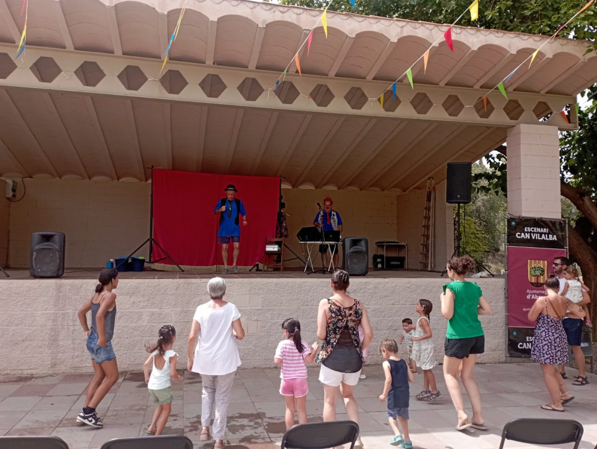 El veïnat del barri de Can Vilalba viu la seva Festa Major, amb un ampli programa d'activitats adreçades a tota la família!
