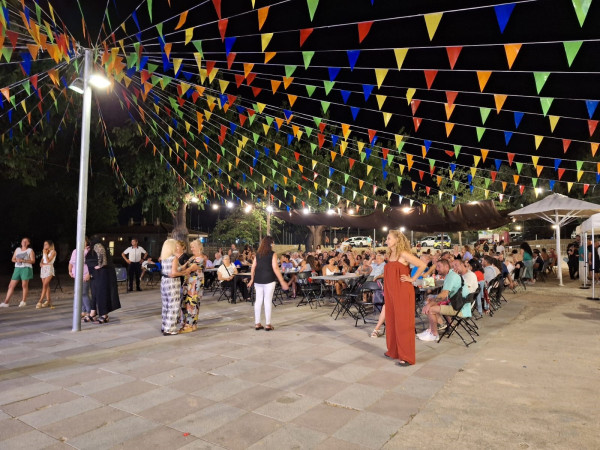 El veïnat del barri de Can Vilalba viu la seva Festa Major, amb un ampli programa d'activitats adreçades a tota la família!