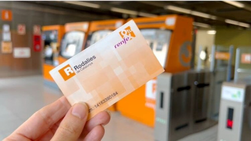 Des de l'Ajuntament d'Abrera informem sobre el nou abonament gratuït de Rodalies de Catalunya de 10 viatges que ha entrat en vigor a partir d'aquest mes de gener de 2026