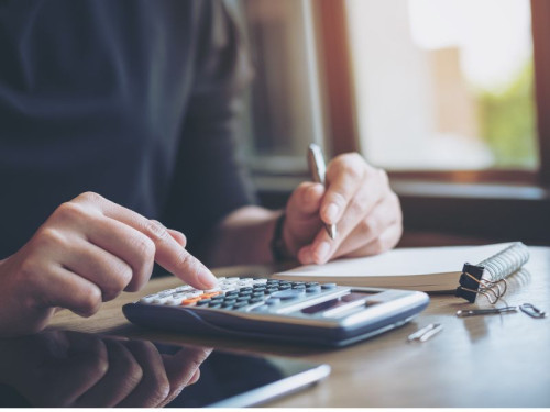 Treballem conjuntament amb el nostre comerç local i reduïm en més d'un 30% la taxa de residus comercials per a l'any 2026