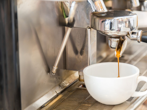 Anunci bar del casal social de Santa Maria de Vilalba