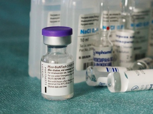 Un total de 42 persones s'han vacunat avui divendres 27 d'agost, en una nova jornada de vacunació de la Covid-19 que s'ha dut a terme al mòdul extern del CAP del nucli urbà