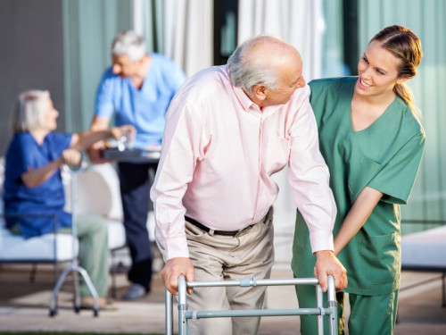 Curs d'Atenció per a persones dependents en Institucions Socials