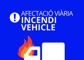 Tallat al trànsit el Túnel de Voltrera d'Abrera a la B-40, en ambdós sentits, per l'incendi d'un camió