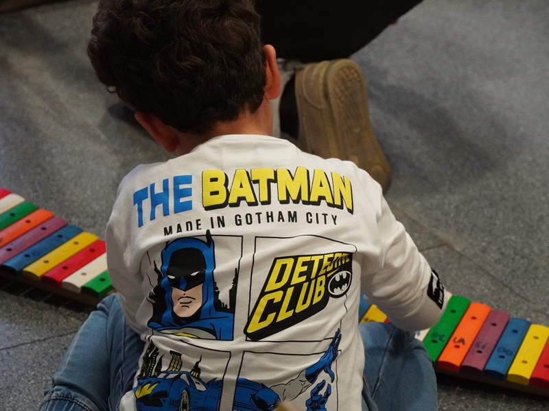 Visitem l'Aula d'Adults Municipal i l'Escola Municipal de Música d'Abrera per desitjar a tothom un bon curs escolar 2025-2026