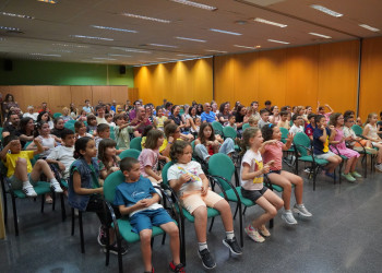 Celebrem amb els infants i les famílies la cloenda del Concurs Súper Devorallibres de la Biblioteca Josep Roca i Bros