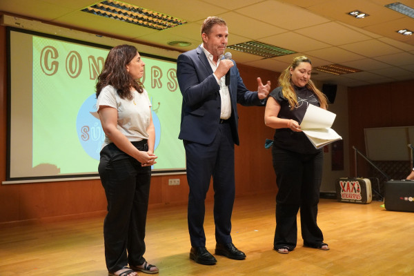 Celebrem amb els infants i les famílies la cloenda del Concurs Súper Devorallibres de la Biblioteca Josep Roca i Bros