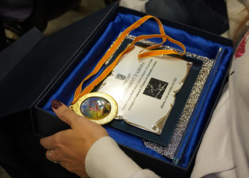 Lliurem els reconeixements esportius a les gimnastes de l'Abrera Gimnàstic Club pels darrers èxits assolits als Campionats d'Espanya i Catalunya de Gimnàstica Artística. Moltes felicitats!