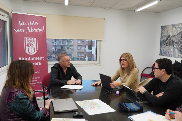 Èxit a la reunió entre l'Ajuntament, el Servei català de la Salut (CatSalut) i l'Institut Català de la Salut (ICS): un compromís amb l'excel·lència assistencial per a la qualitat en salut per al nostre municipi