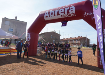 Abrera amb l'esport! Acollim el Cros Local d'Abrera i 4rt Cros Comarcal Escolar d’aquest curs 2023-2024, amb més de 140 nens i nenes