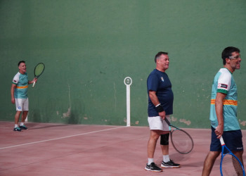 Abrera amb l'esport! El Club Frontenis Abrera celebra l’Open del Pernil Abrera 2026, amb 70 participants
