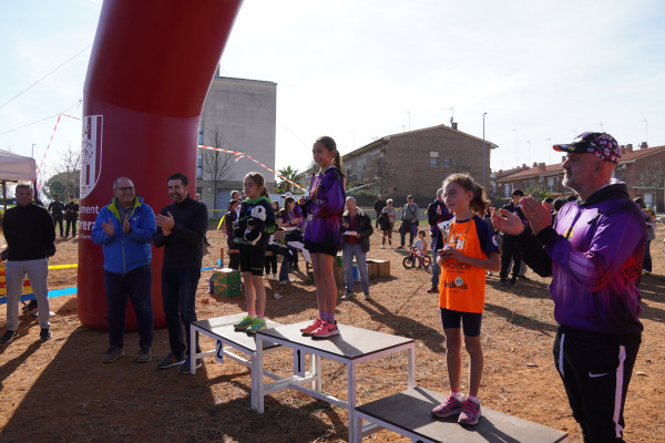 Abrera amb l'esport! Acollim el Cros Local d'Abrera i 4rt Cros Comarcal Escolar d’aquest curs 2023-2024, amb més de 140 nens i nenes
