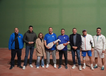 Abrera amb l'esport! El Club Frontenis Abrera celebra l’Open del Pernil Abrera 2026, amb 70 participants