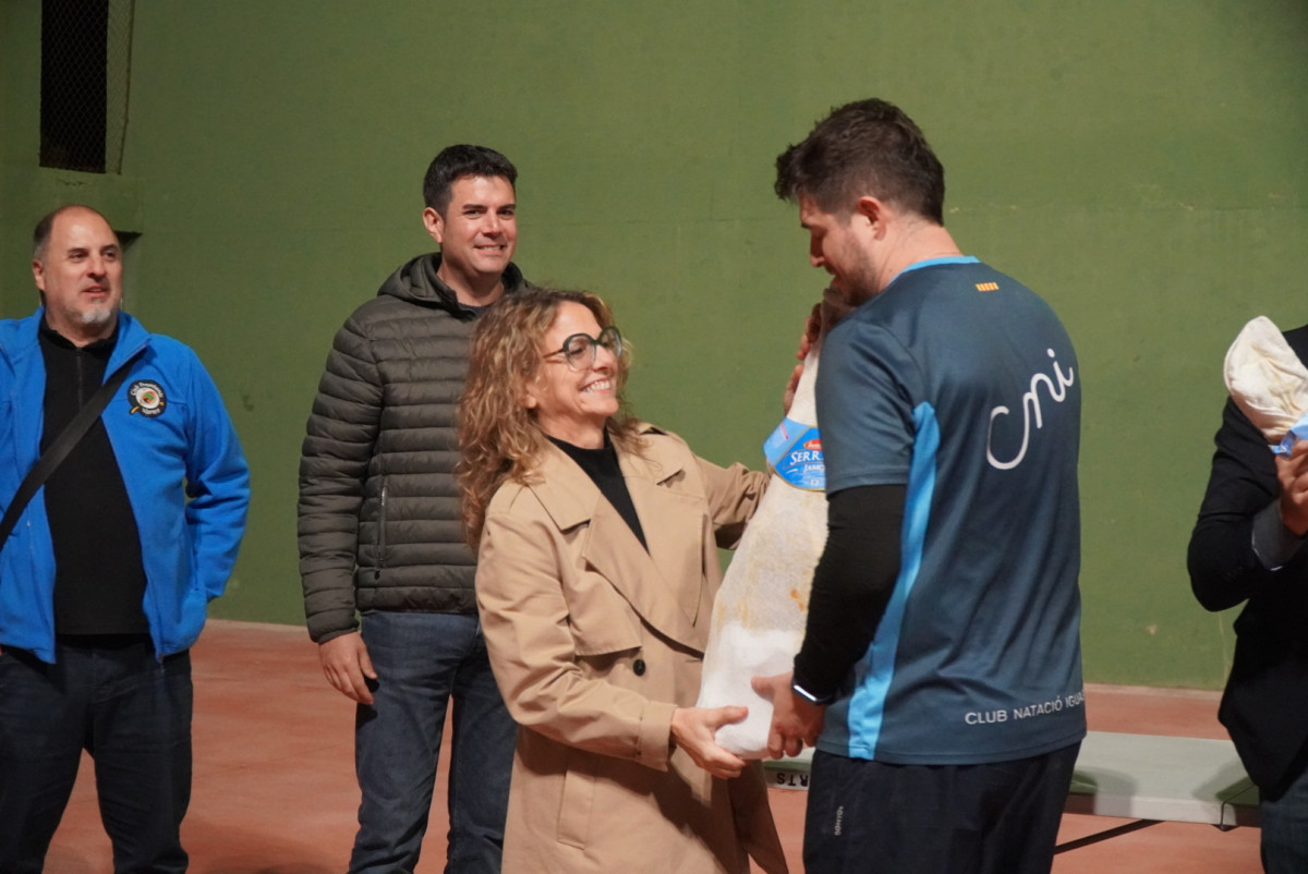Abrera amb l'esport! El Club Frontenis Abrera celebra l’Open del Pernil Abrera 2026, amb 70 participants