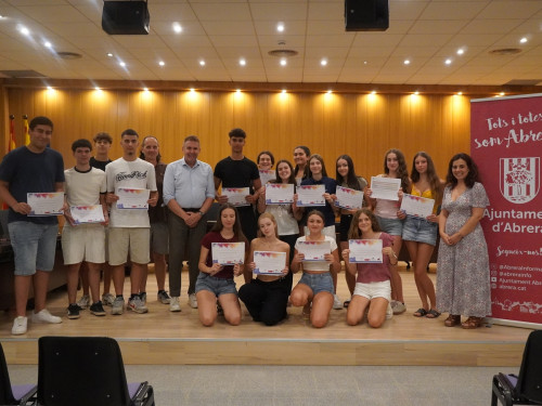 Una trentena de joves d'Abrera participen en una nova edició del curs de Premonitors/res