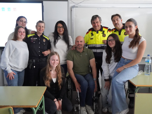 Portem a l’Institut Voltrera les xerrades 'GAME OVER: No te la juguis!' per a la prevenció d’accidents de trànsit