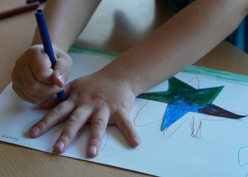 Vivim l'estiu a Abrera! Visitem el Casal d'Estiu i l'Escola Esportiva d'Estiu, amb més de 600 infants
