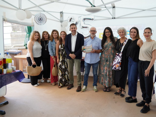 Felicitem la Residència de Gent Gran Canigó d'Abrera pel seu 25è aniversari i participem en la celebració