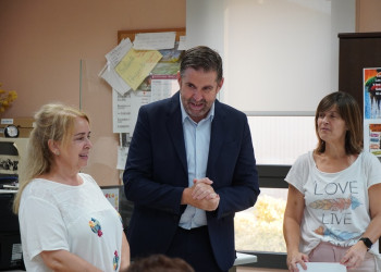 Visitem l'Aula d'Adults Municipal per desitjar a tothom un bon curs 2023-2024